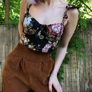 Black floral crop top
